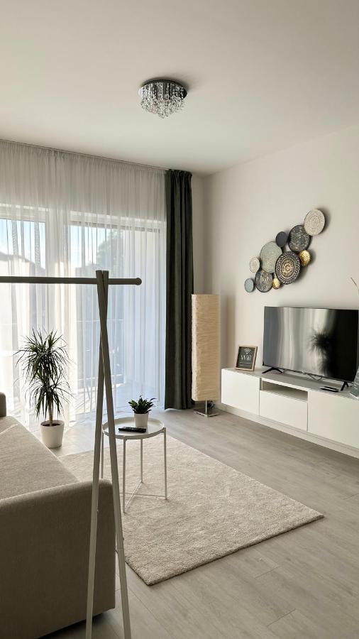Linden Apartman 104 - Adults Only Мошонмадьяровар Экстерьер фото
