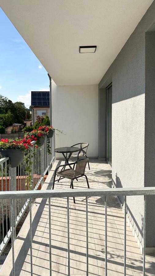 Linden Apartman 104 - Adults Only Мошонмадьяровар Экстерьер фото